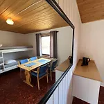 Camp Nordkapp - Red Campingplasser