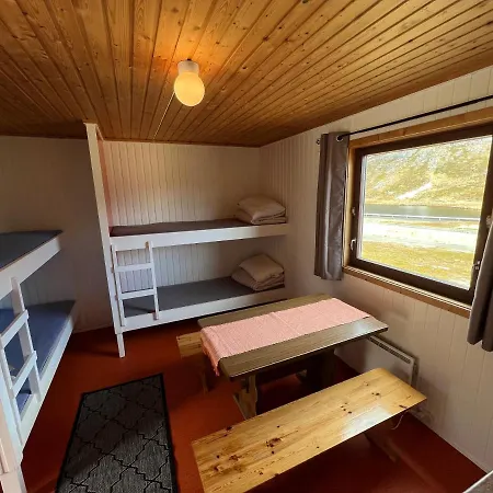 Camp Nordkapp - Red Camping
